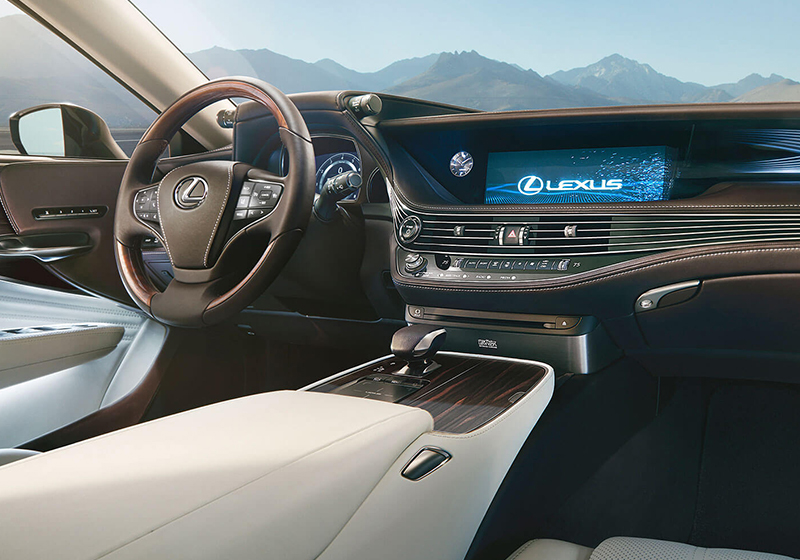 Lexus LS