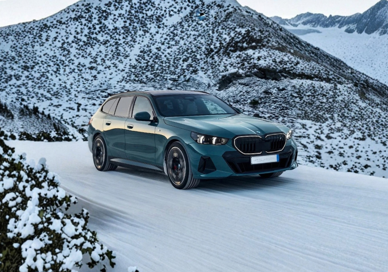 BMW i5 Touring