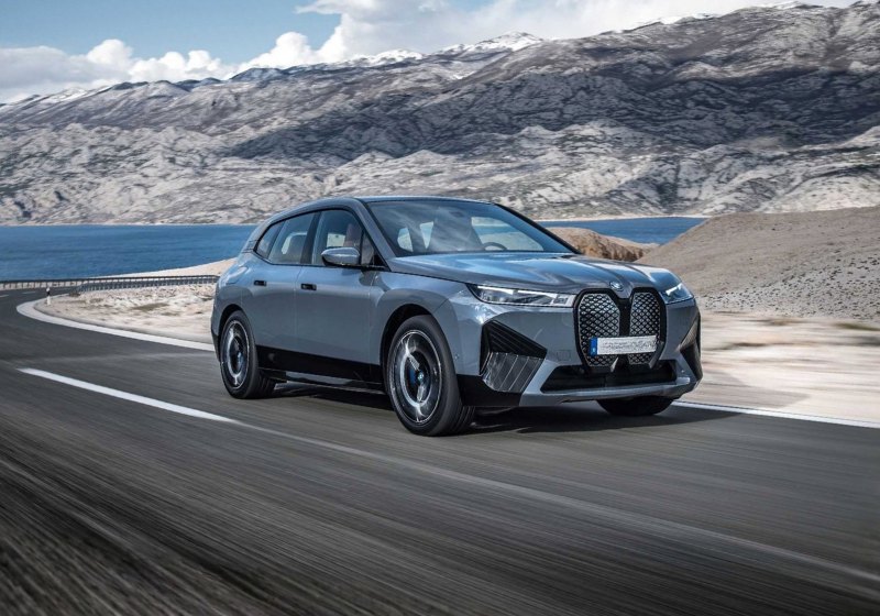BMW iX