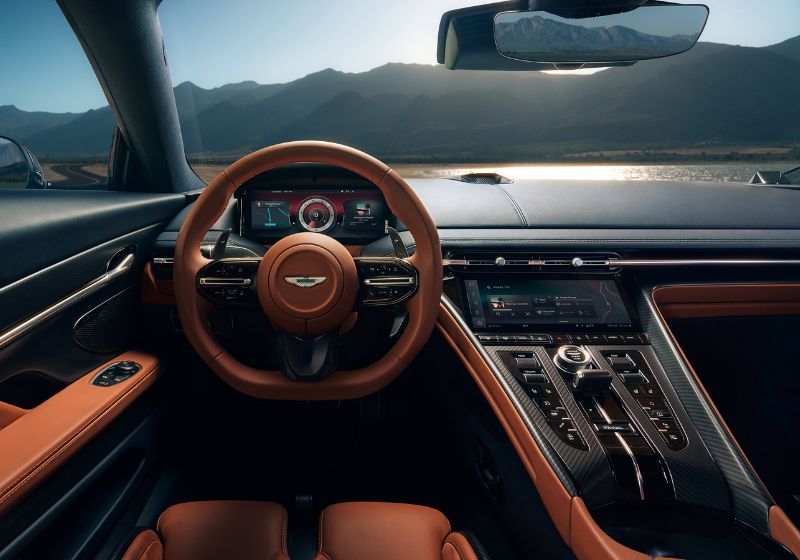 Aston Martin DB12